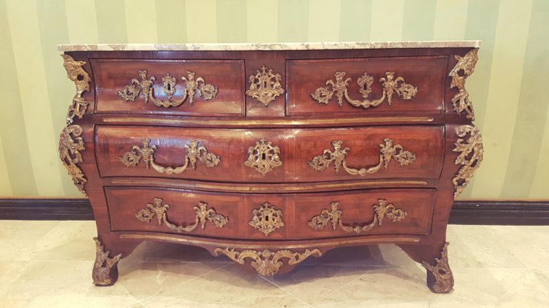 Louis Xv Commode