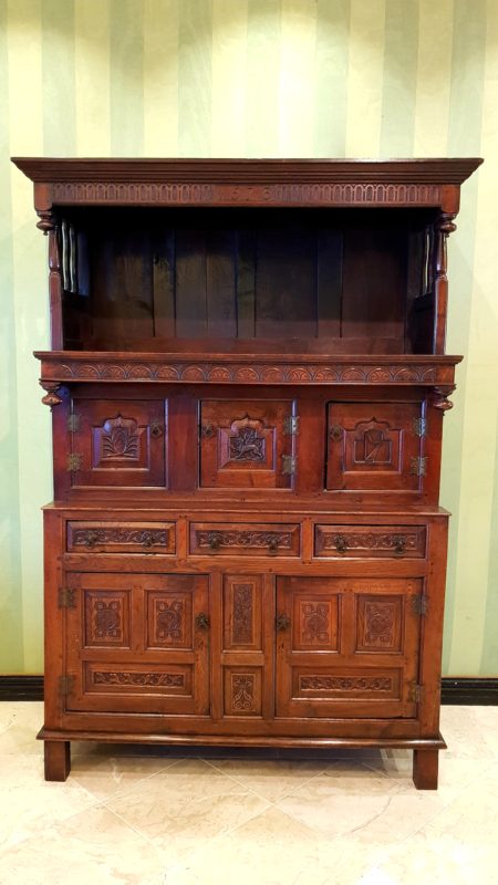 Tridarn Dresser